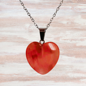 PENDENTIF CŒUR EN QUARTZ ROSE (chakra sacré)