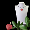 PENDENTIF CŒUR EN JASPE ROUGE (chakra racine) – Image 3