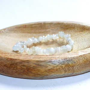 BRACELET EN PIERRE DE LUNE – chakra de l’âme