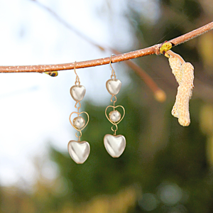 BOUCLES d'oreilles CŒURS  or et perles