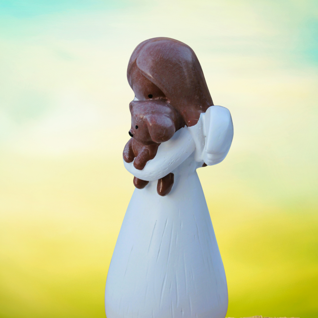ANGE portant un PETIT CHIEN – Image 2
