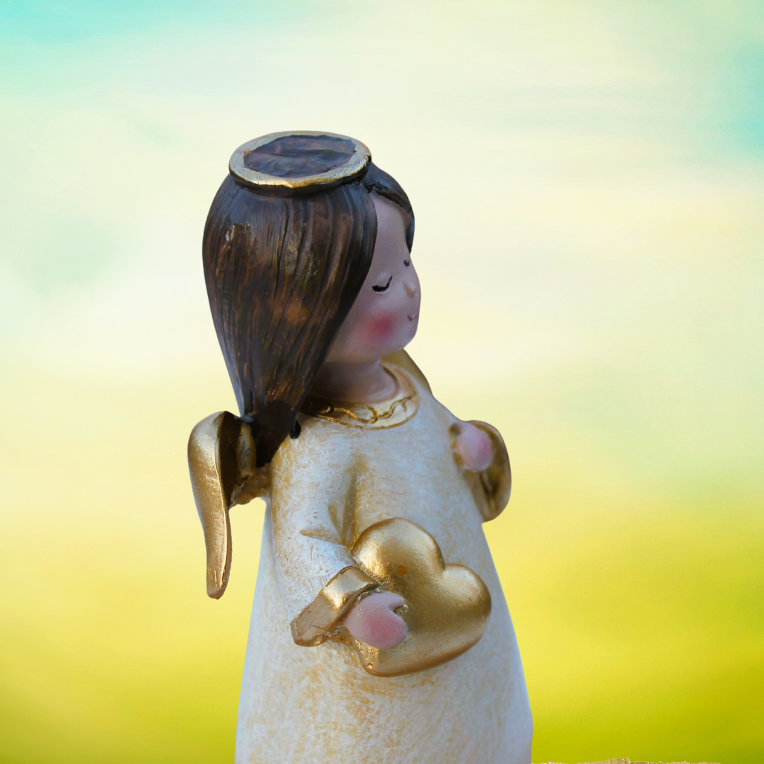 ANGE portant un CŒUR D’OR – Image 4