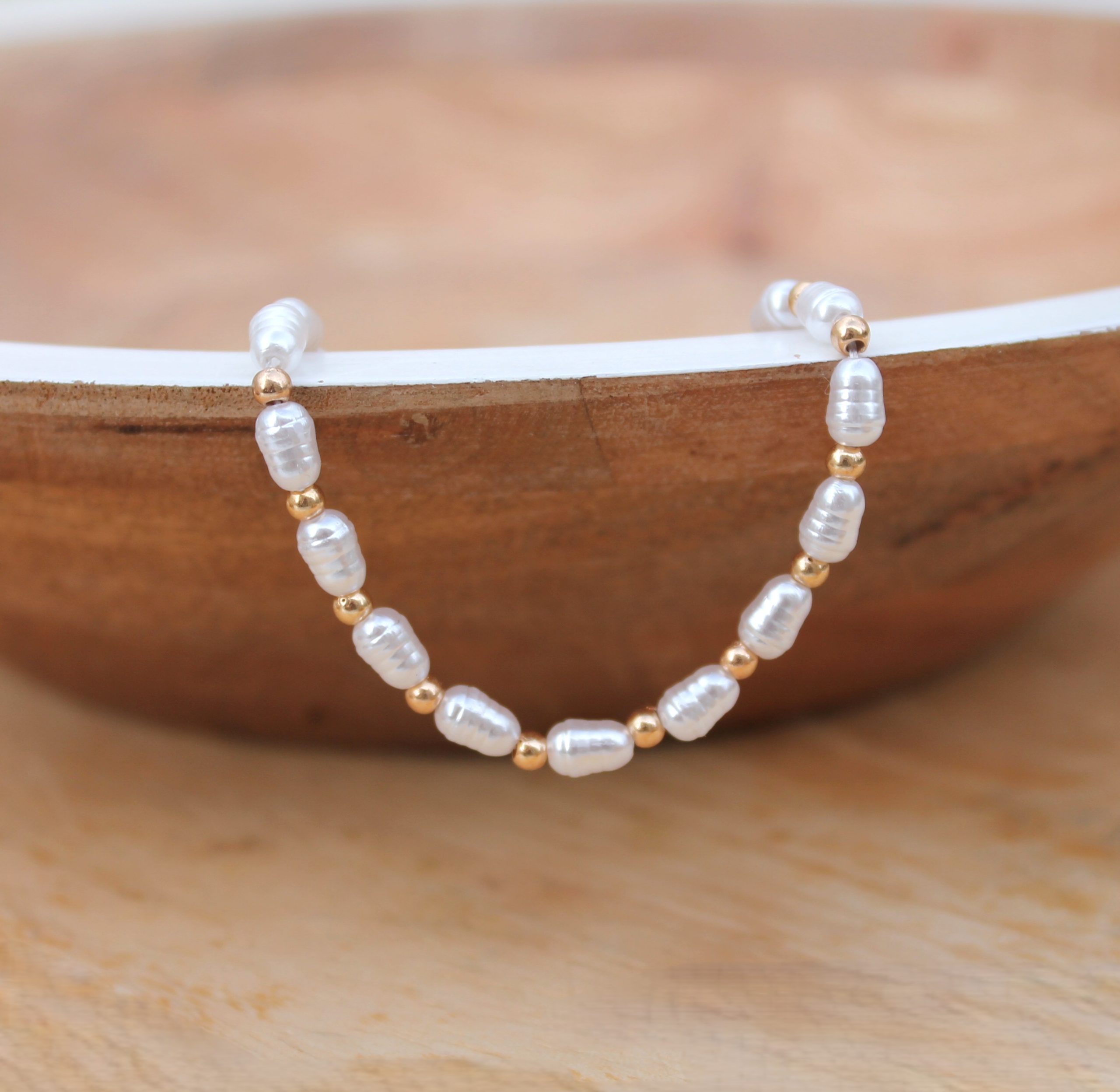 BRACELET en perles Blanc & or