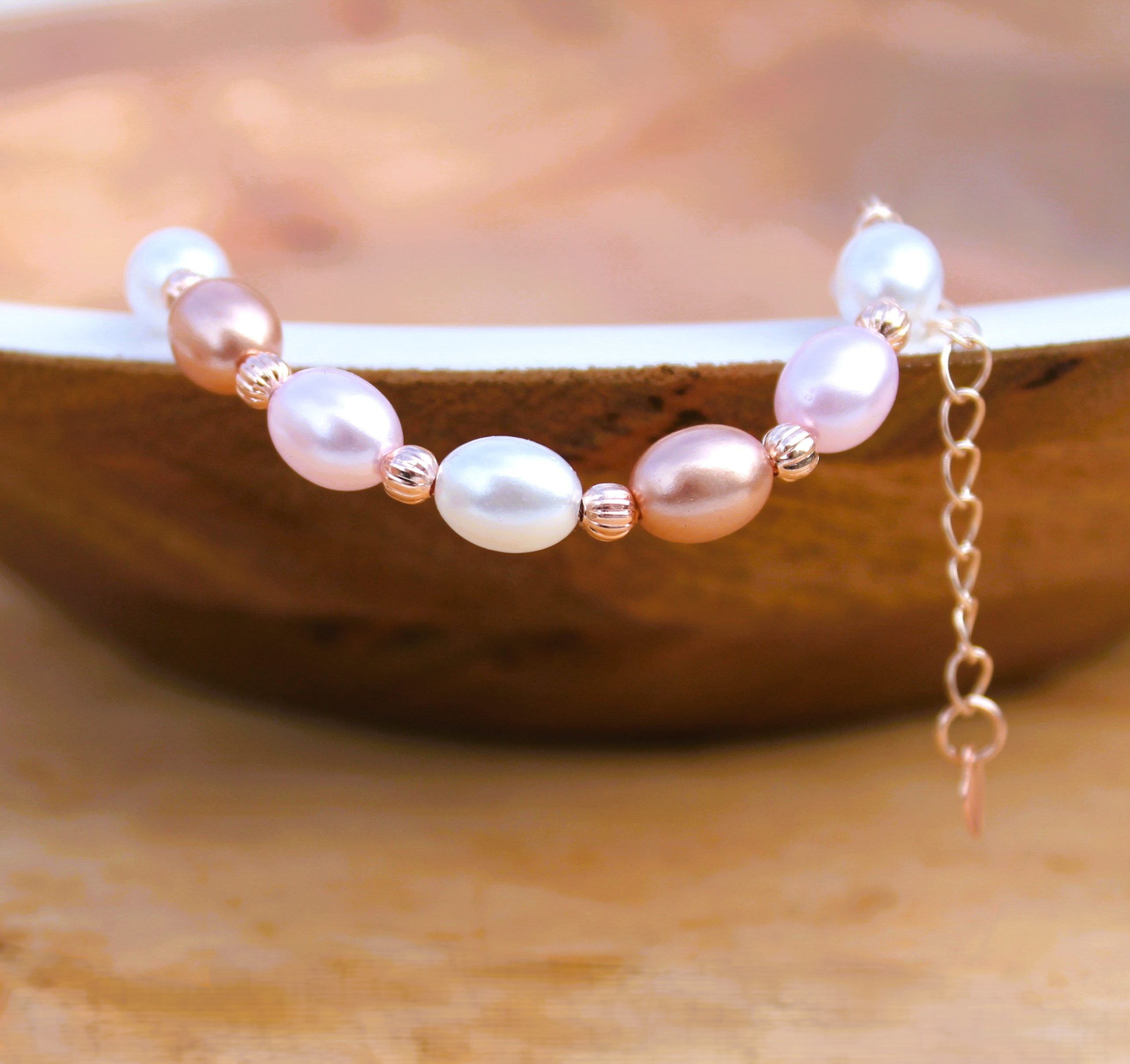BRACELET en nacre - perles roses, blanches et bronze – Image 5