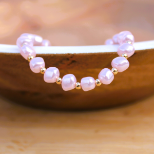BRACELET en nacre - perles baroques roses