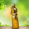 STATUETTE maman portant son fils dans les bras – Image 2